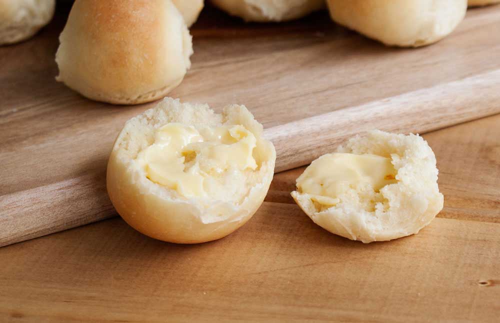 Mini Milk Bread Rolls. Delicious, fluffy and soft bread rolls, from Sprinkles and Sprouts