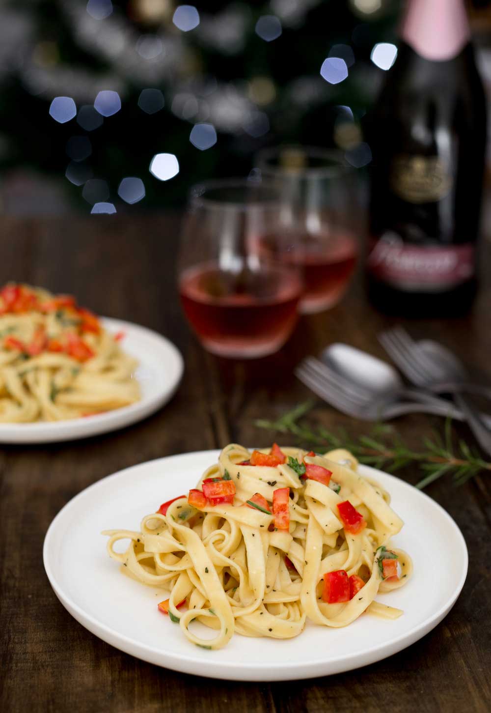 Christmas Fettuccine. Creamy, comforting pasta. Spiked with rosemary, a hint of lemon and plenty of parmesan. Put 'The Holiday' on and enjoy your own take on Iris' Christmas Fettuccine. | Sprinkles and Sprouts