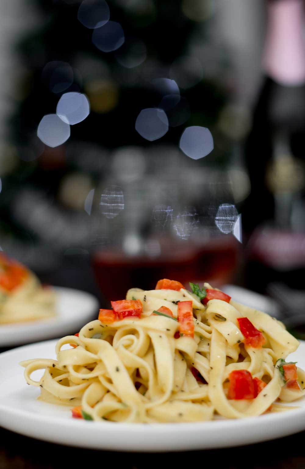 Christmas Fettuccine. Creamy, comforting pasta. Spiked with rosemary, a hint of lemon and plenty of parmesan. Put 'The Holiday' on and enjoy your own take on Iris' Christmas Fettuccine. | Sprinkles and Sprouts