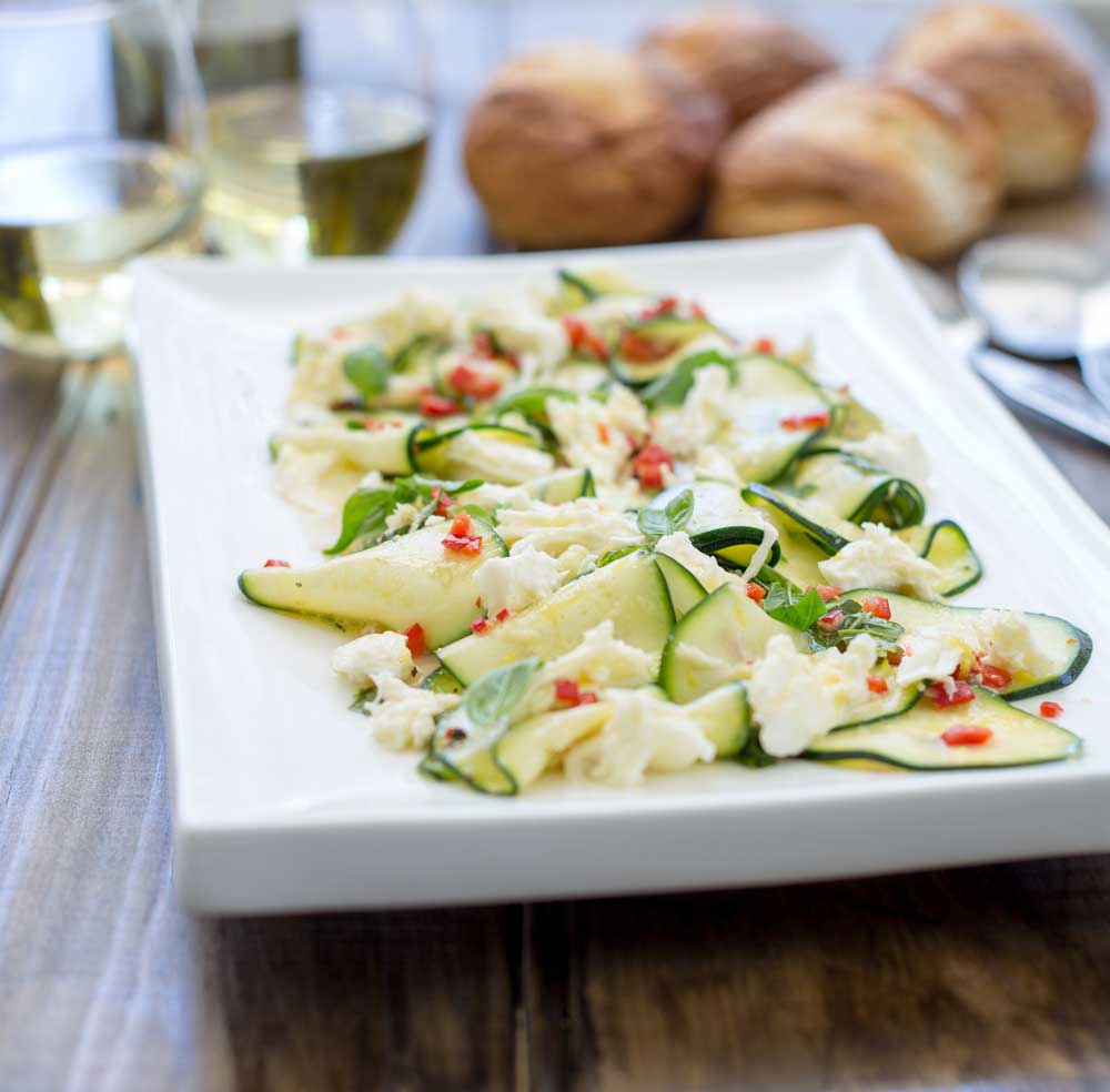 Lemony, spicy, creamy, crunchy. This Zucchini salad has it all, it is fresh and light, but served with crusty bread it is substantial enough for lunch. | Sprinkles and Sprouts