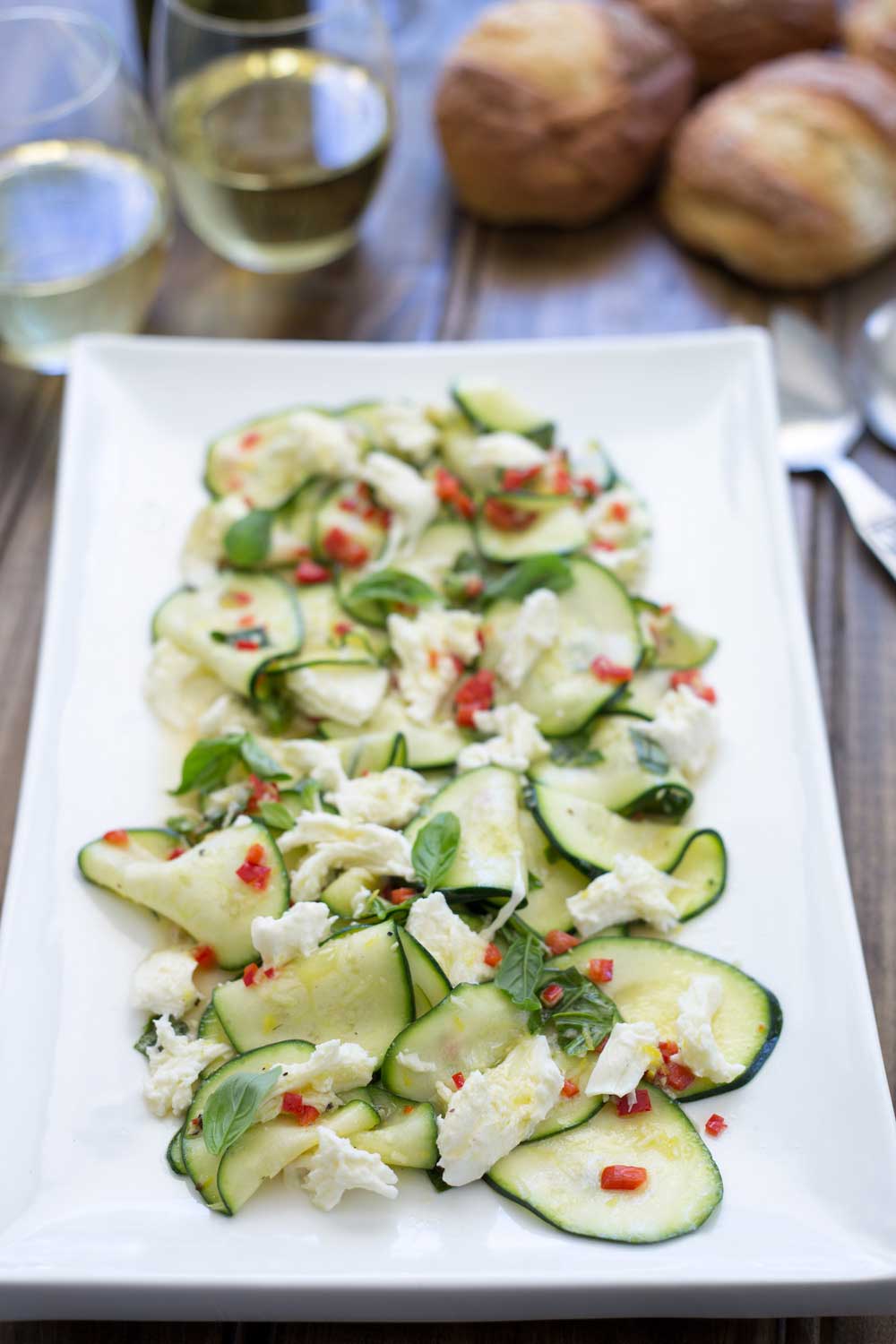 Lemony, spicy, creamy, crunchy. This Zucchini salad has it all, it is fresh and light, but served with crusty bread it is substantial enough for lunch. | Sprinkles and Sprouts