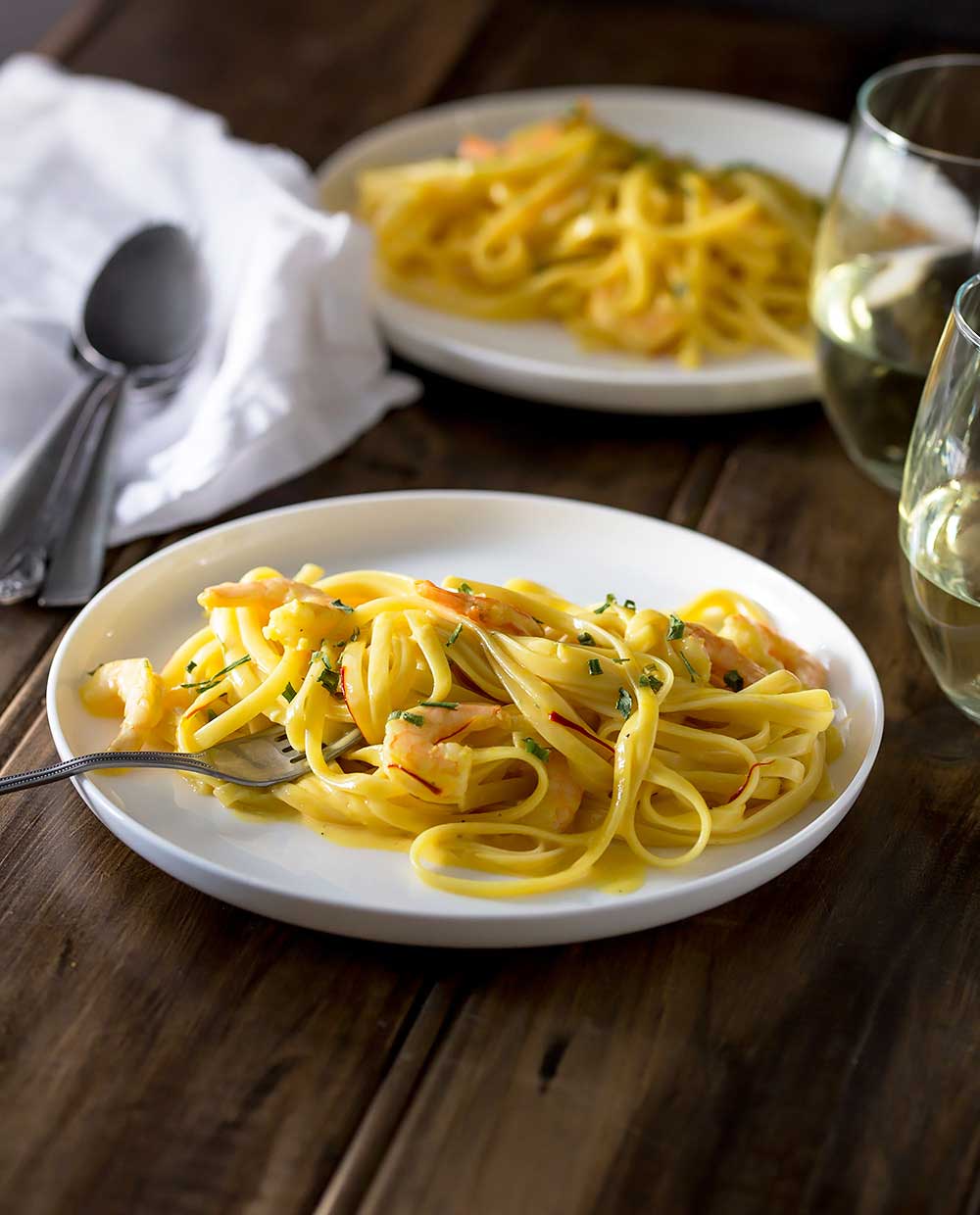 Creamy, rich and luxurious! This Saffron and Prawn linguine is quick and easy, making it perfect for busy nights but also special enough for entertaining.