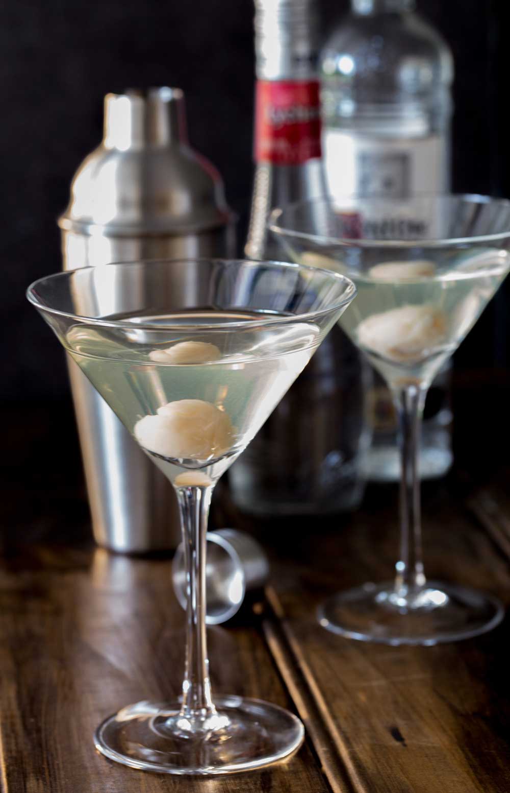 Lychee Martinis - Sweet, tropical and very very drinkable!!!!