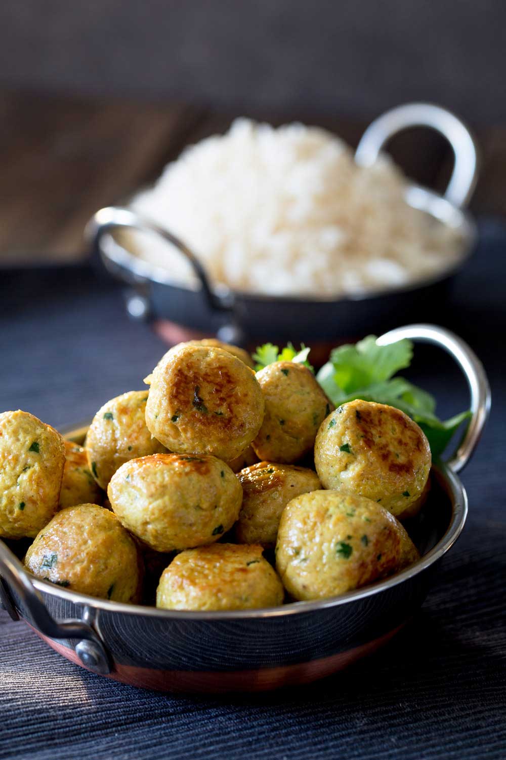 These Indian Spiced Chicken Meatballs are sure to be a hit with the whole family!!! Tender, succulent and packed with wonderful spices. This is the deliciousness of curry in easy to eat meatball form.