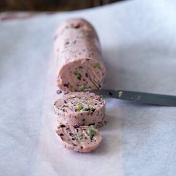 This red wine butter is such an amazing colour!!!! The wonderful purply pink butter, flecked with white and green. It is like a piece of modern art!