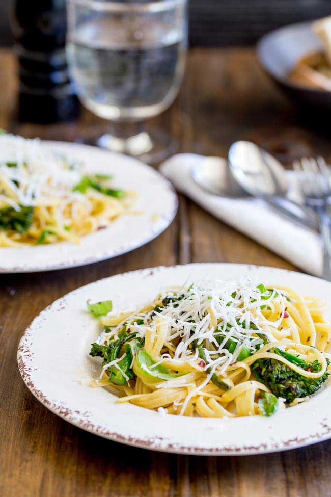 This Charred broccoli pasta is such a fabulous balance of flavours! Slightly salty, smoky with a hint of sweetness, all dressed with fabulous garlic, the hit of chilli and a fabulous creamy hit of goats cheese.