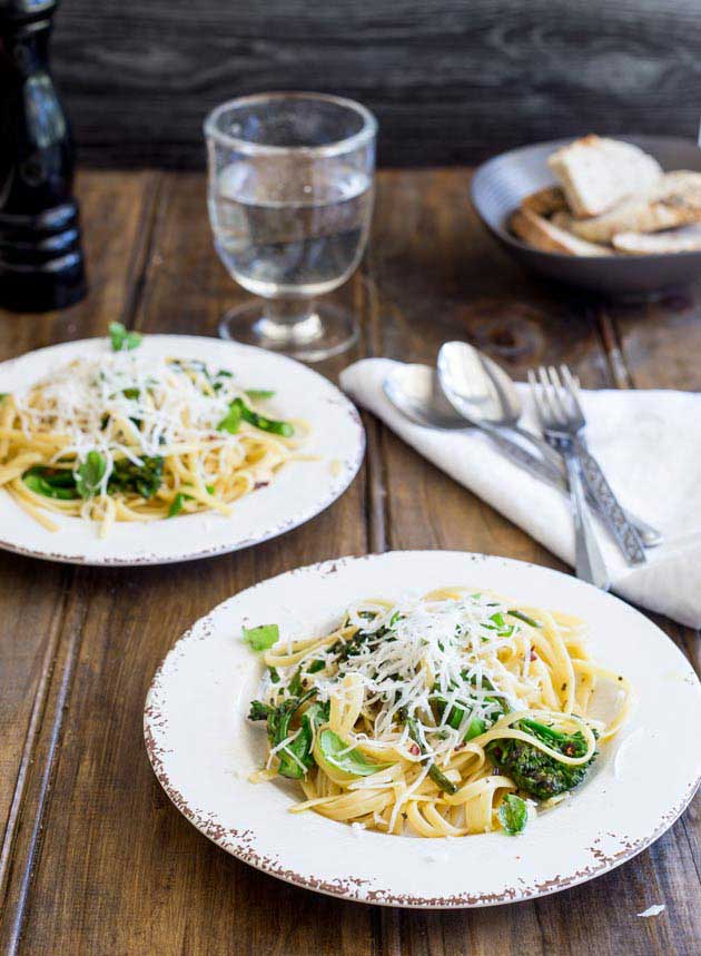 This Charred broccoli pasta is such a fabulous balance of flavours! Slightly salty, smoky with a hint of sweetness, all dressed with fabulous garlic, the hit of chilli and a fabulous creamy hit of goats cheese.