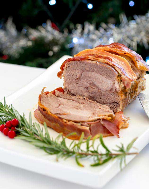 Juicy turkey without the dramas of a whole roast!!!! This Rolled Turkey Thigh Roast is the perfect last minute and stress free way to have a turkey dinner this Christmas!!!!