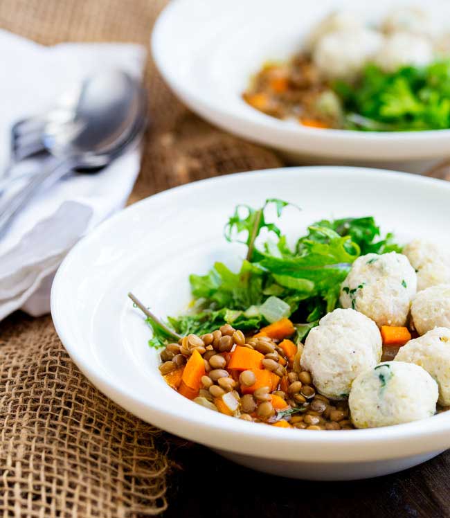 This Lentil Bowl with kale and chicken meatballs is the perfect mix of comfort food and healthy lunch. Hearty and warming without being heavy or stodgy but light enough for a warm day. It really is the dish for all seasons!