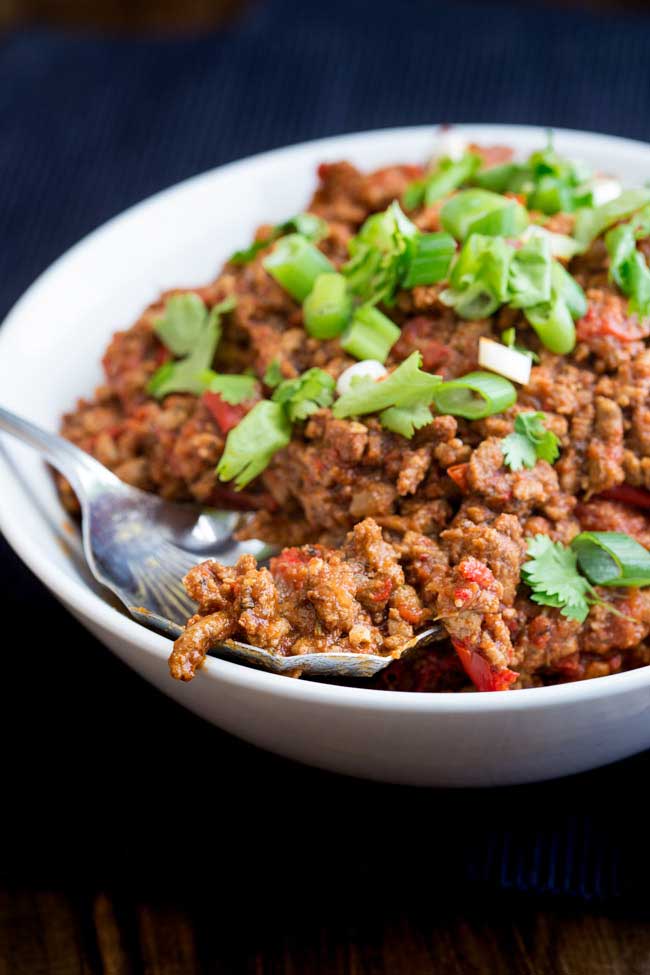 This Instant Pot taco mince is packed with flavour. And it cooks in the Instant pot or pressure cooker in just 15 minutes. Perfect for your tacos, enchiladas or just serving with rice.