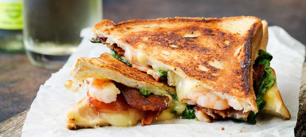Is there anything more comforting that a grilled cheese sandwich??? And this shrimp and bacon grilled cheese sandwich takes the humble grilled cheese up a level! This is a gourmet grilled cheese sandwich!