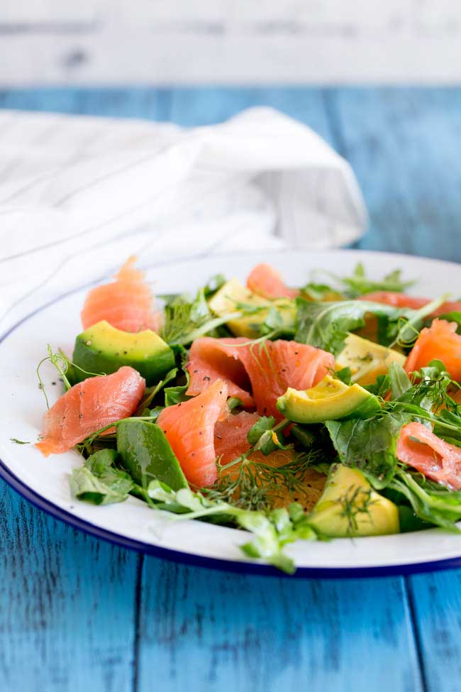 Smoked Salmon, Sweet orange, peppery leaves, fresh herbs and creamy avocado. This smoked salmon, orange and avocado salad is packed with flavours and textures. So delicious and so beautiful it is sure to become a firm favourite.