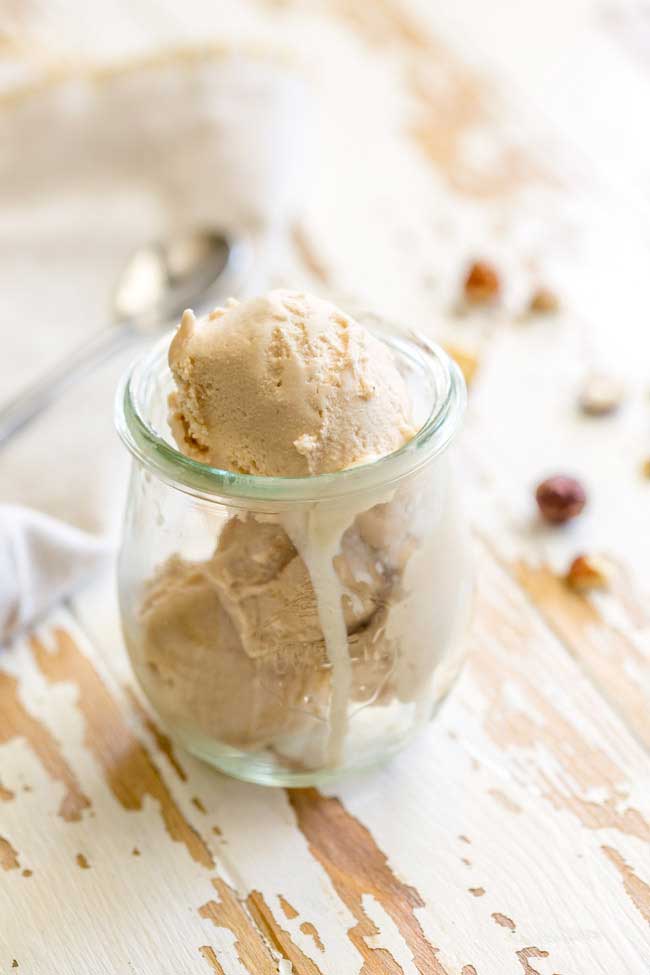 Creamy, rich and packed with hazelnut flavour. This egg free Hazelnut ice cream is a decadent and delicious treat. From Sprinkles and Sprouts.