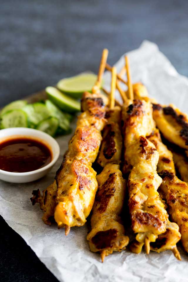 This Malaysian Chicken Satay, is delicious, simple and the perfect finger food for watching the big game, or sitting out watching the kids swim whilst you cook out. Or just serve them up in the middle of winter and dream of summer nights. From Sprinkles and Sprouts