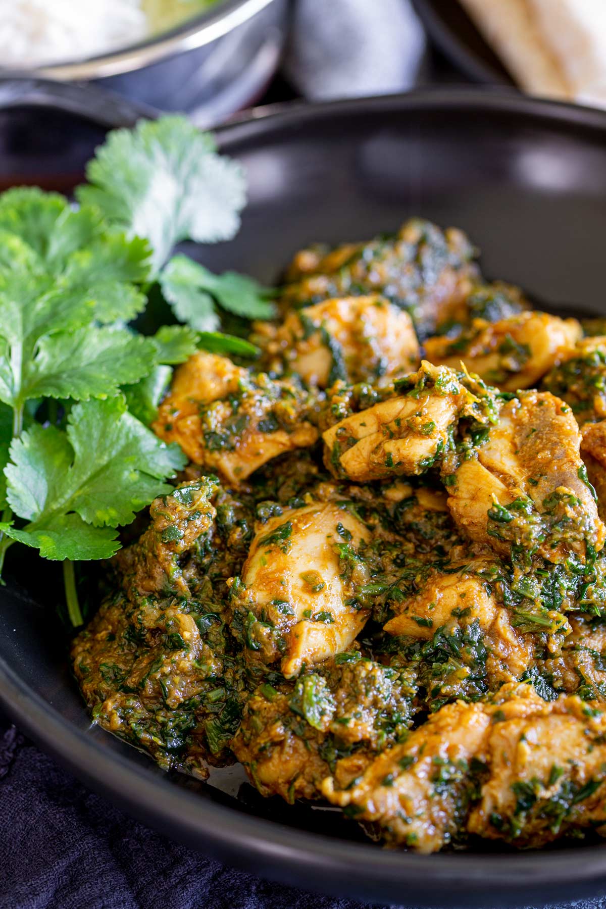 close up on the spinach sauce of a curry