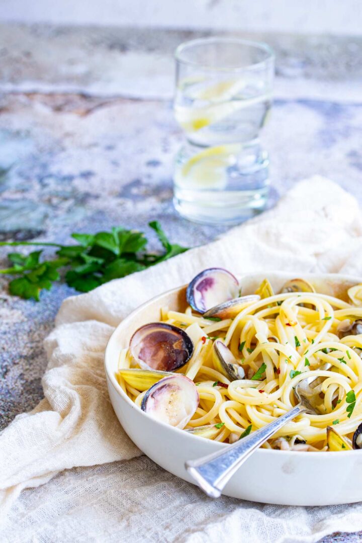 Clam Pasta - Sprinkles and Sprouts