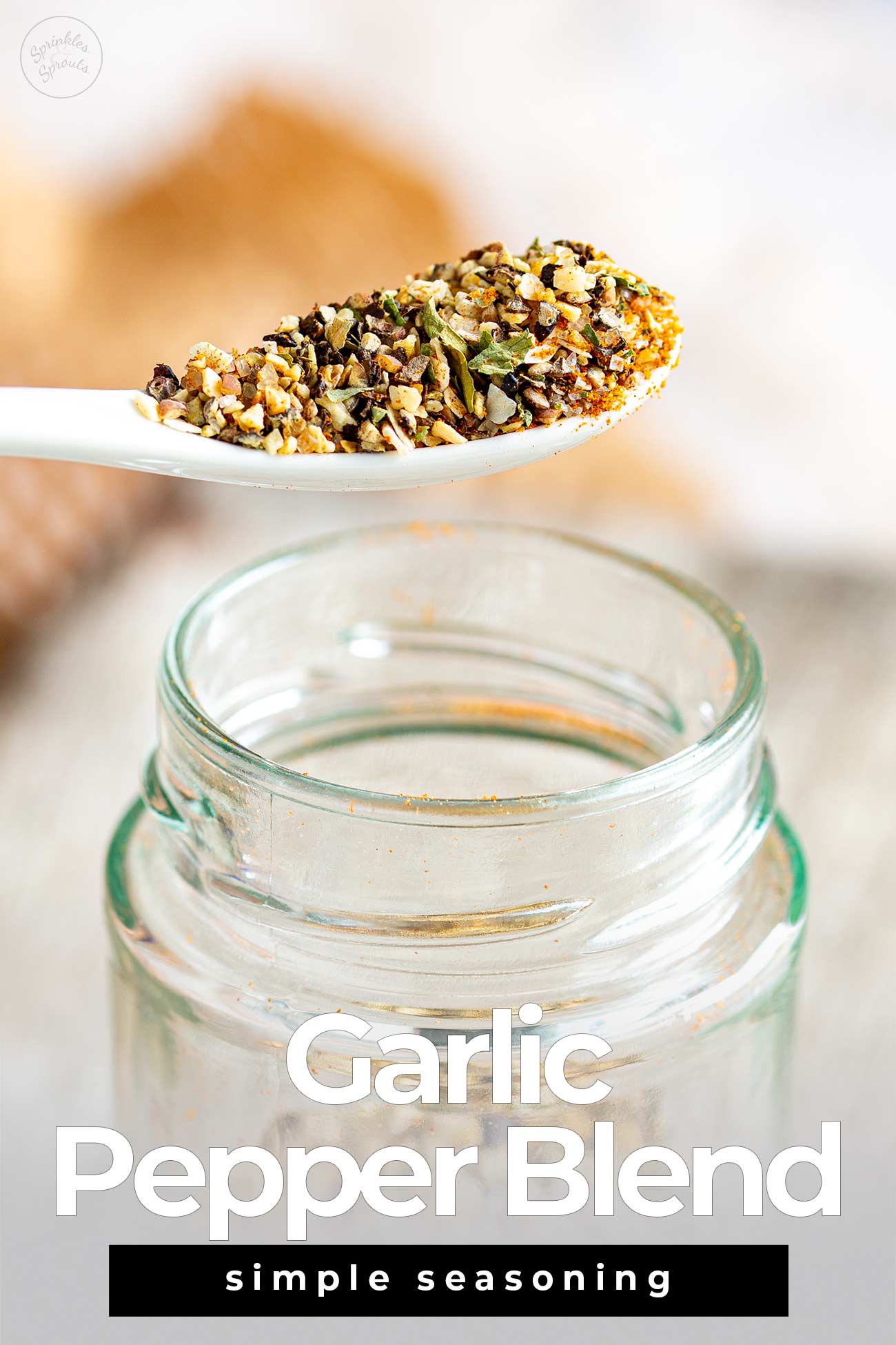 Garlic Pepper Seasoning - Sprinkles and Sprouts