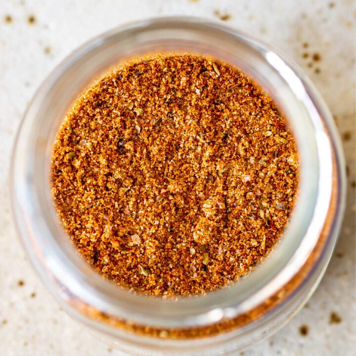 square picture of the top of a jar of chicken taco seasoning