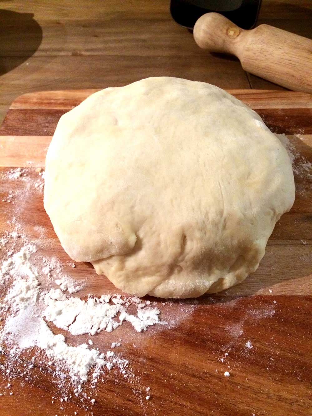 Homemade Pizza Dough. A delicious and simple dough to make the BEST homemade pizzas.